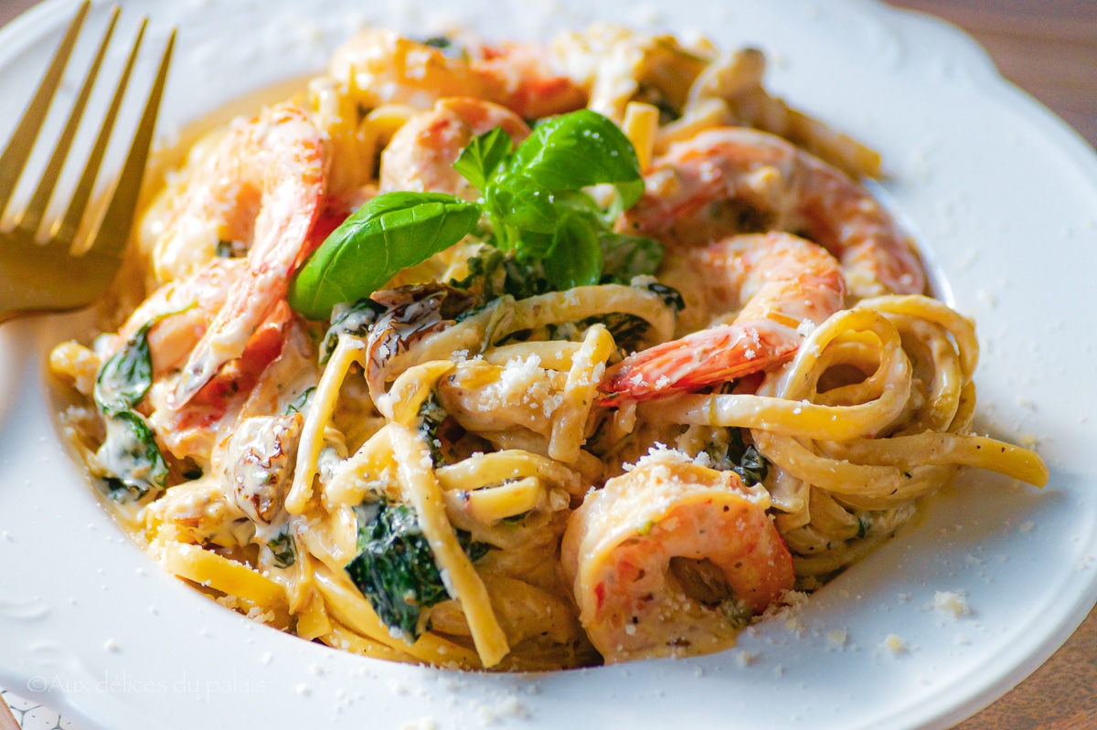 Pâtes linguine à la toscane aux crevettes