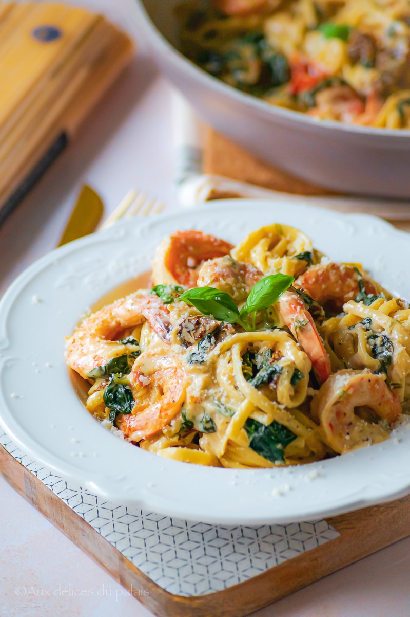 Pâtes linguine à la toscane aux crevettes