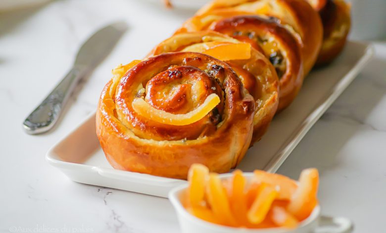 Brioche roulée à la crème raisins secs et orange confite