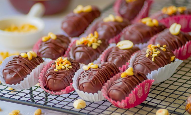 Dattes au chocolat fourrées au beurre de cacahuètes