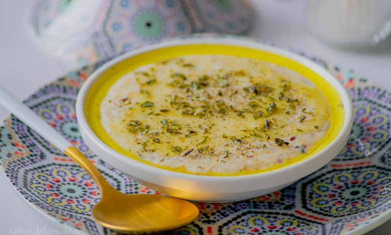 Soupe d'orge au lait (Hssoua balboula)