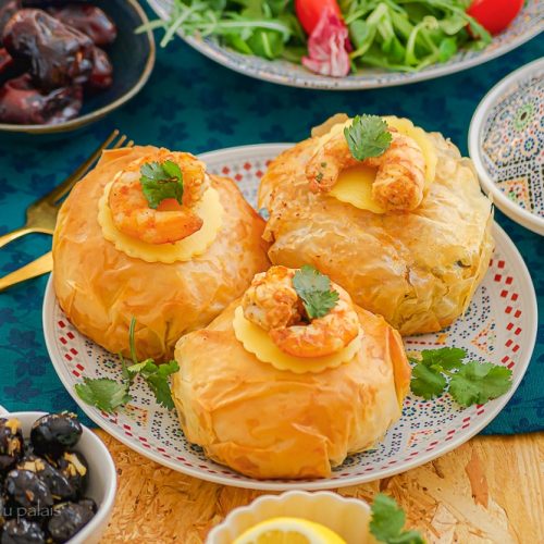 Pastilla au poisson et aux fruits de mer