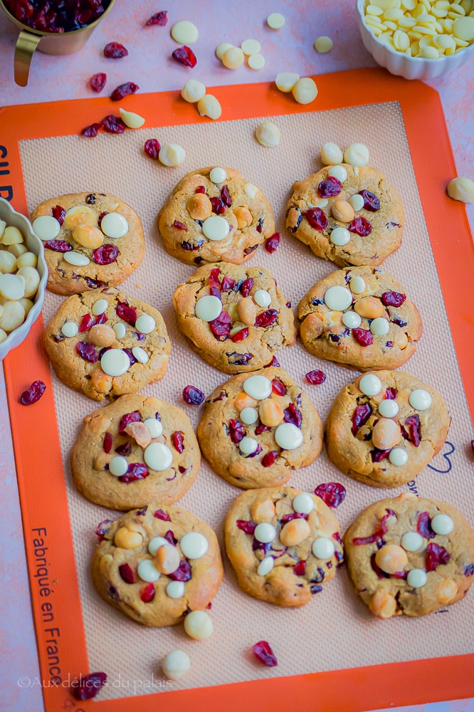 Cookies chocolat blanc cranberries et noix de macadamia