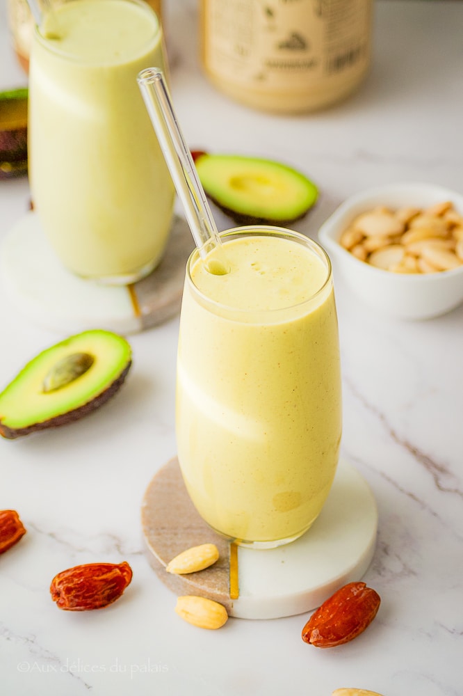 Jus d'avocat et amandes marocain