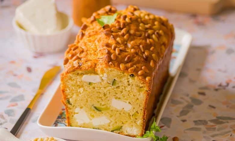 Cake salé aux courgettes et à la feta