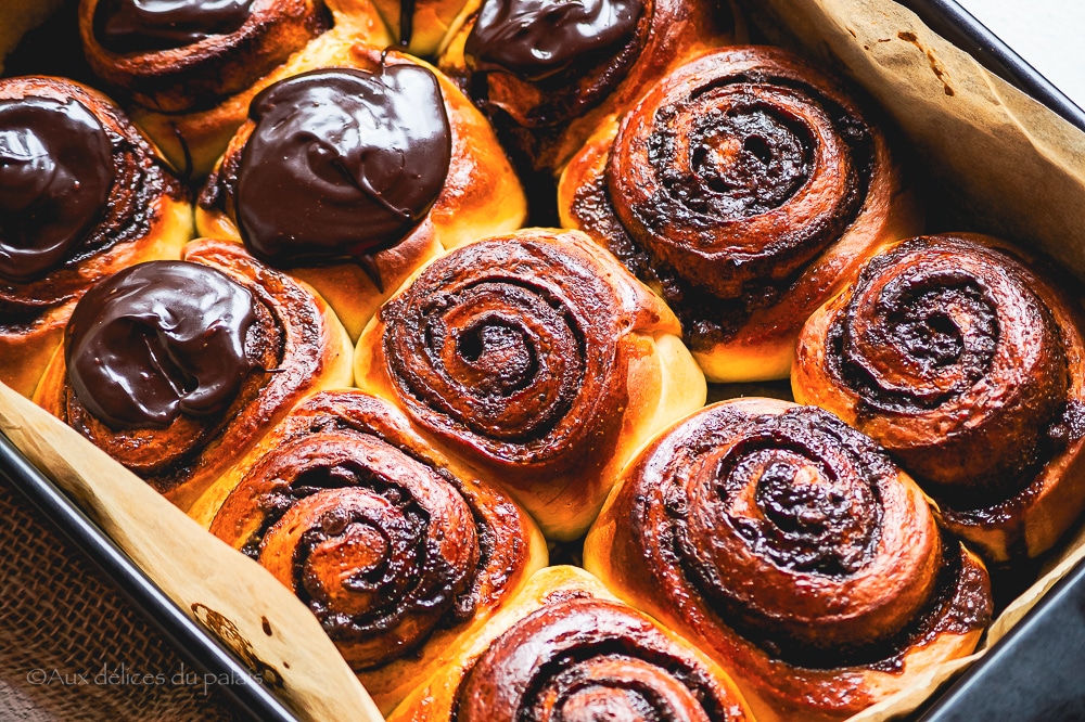 Cinnamon Rolls glaçage au chocolat