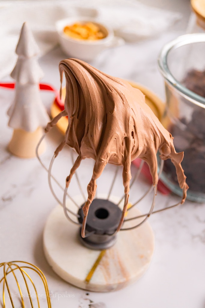 Ganache montée au chocolat noir de Cyril Lignac