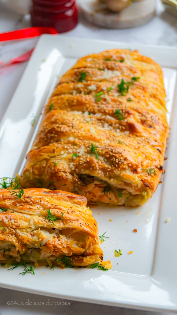 tresse feuilletée au saumon poireaux et parmesan