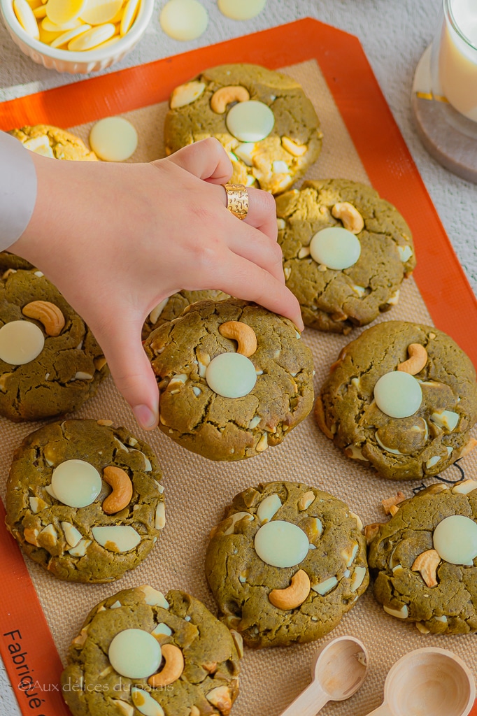 Cookies au thé matcha et chocolat blanc