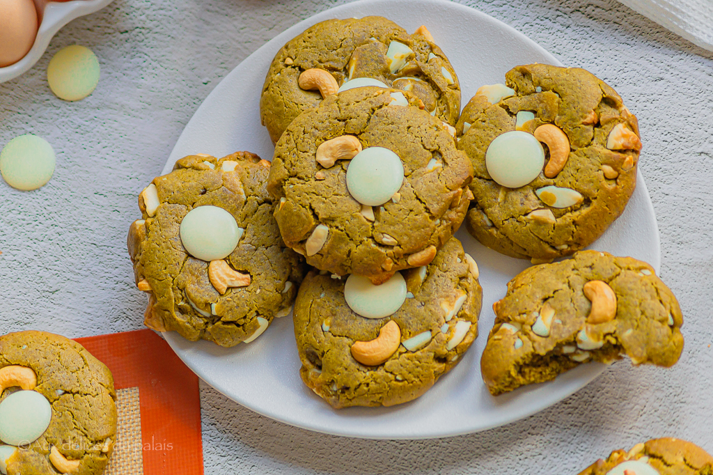 Cookies au thé matcha et chocolat blanc