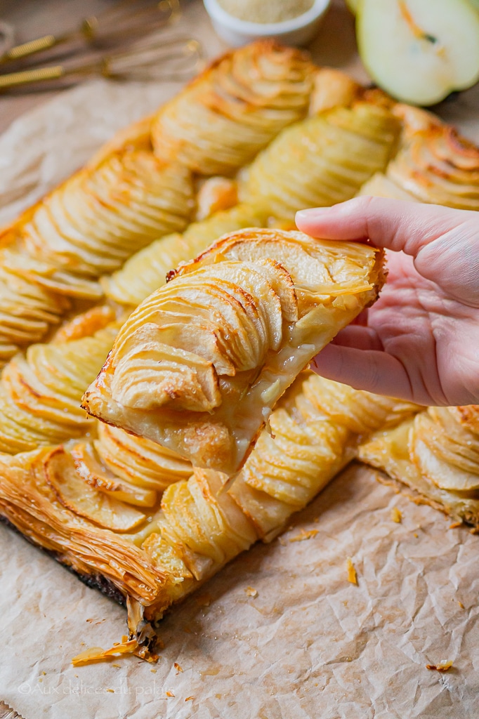 Tarte fine aux pommes caramélisées