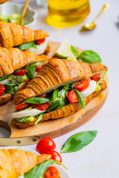 Croissants salés tomate pesto mozzarella