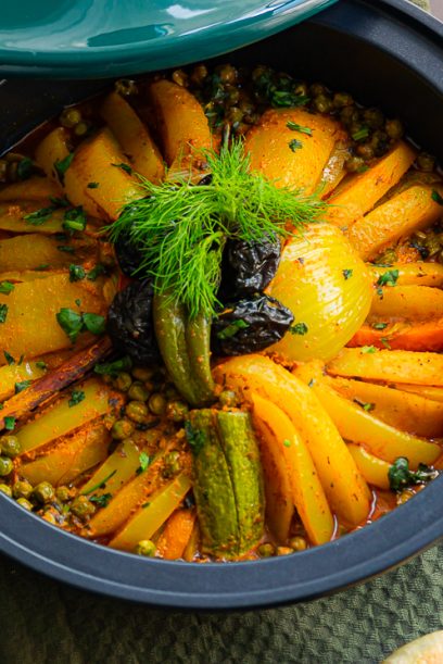 Tajine de légumes aux pruneaux (végétarien)