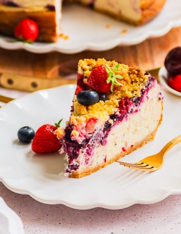 Cheesecake crumble aux fruits rouge façon IKea