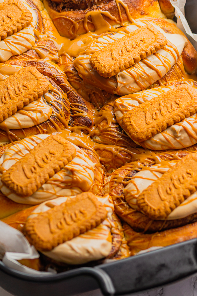 comment réaliser le meilleur cinnamon rolls au spéculos Biscoff Lotus