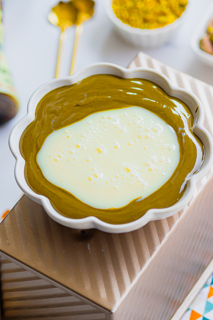 glace pistache caramel au beurre salé au lait concentré sucré