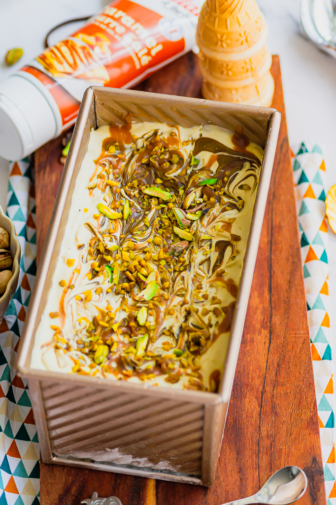 Glace à la pistache et caramel beurre salé (sans sorbetière)