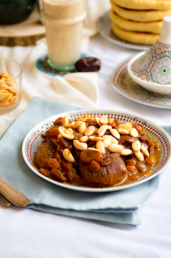 Mrouzia tajine d'agneau aux raisins secs