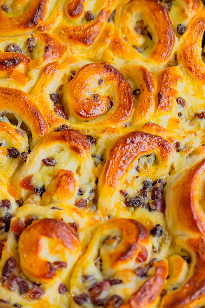 Brioche roulée aux fruits confits façon Panettone