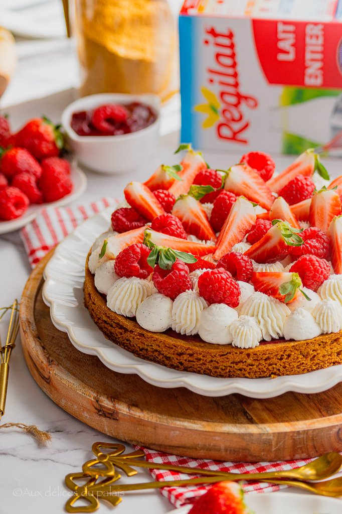 Tarte sablé breton aux fraises et framboises crème vanille