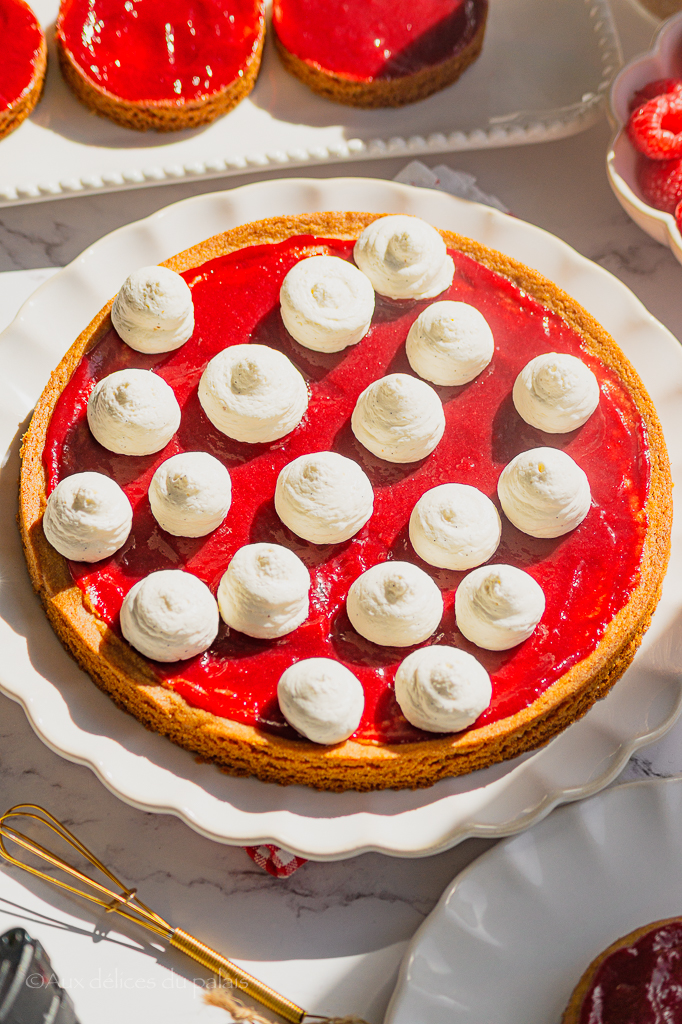 Tarte sablé breton aux fraises et framboises crème vanille