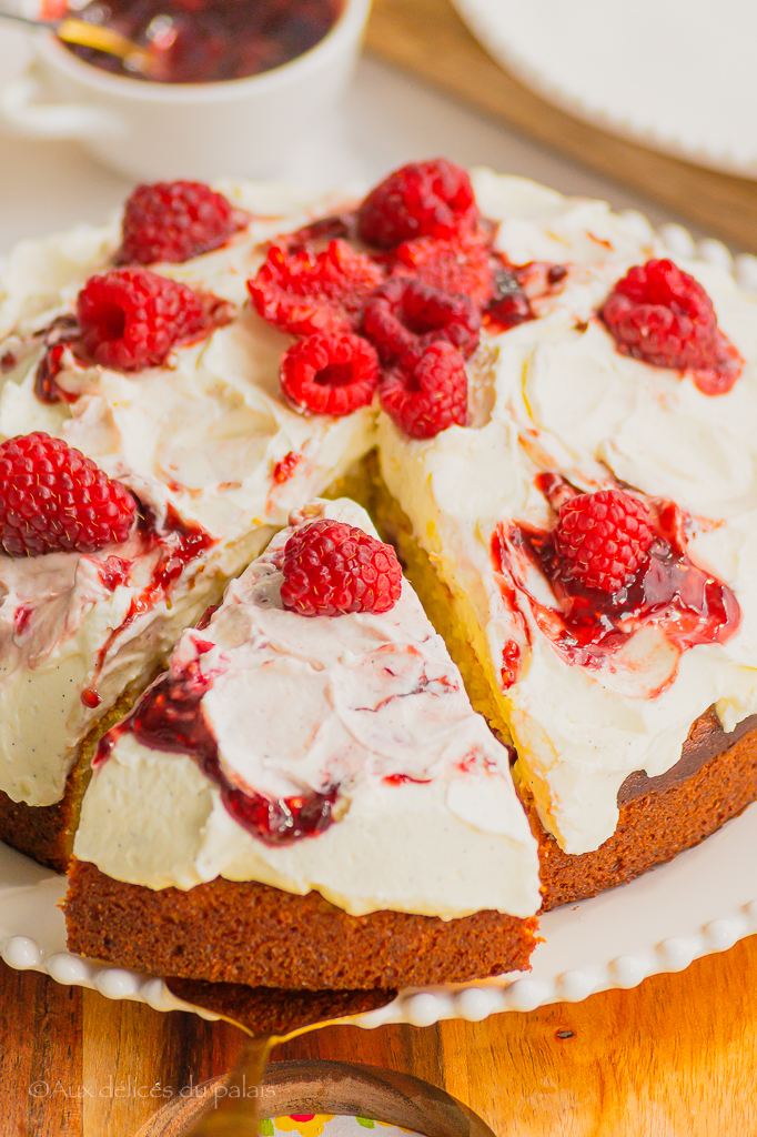 Gâteau ricotta, citron et framboises à la semoule fine