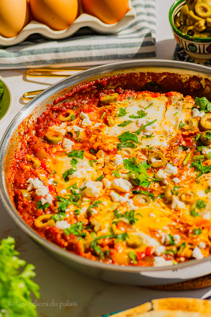 Chakchouka marocaine aux poivrons et œufs